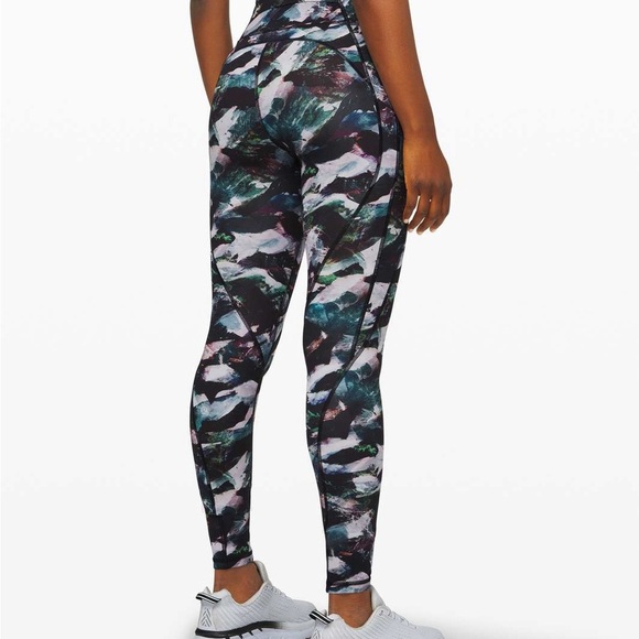 Lululemon Time To Sweat Tight 25” Glacier Camo Starlight Multi In Size 4 - Picture 1 of 6